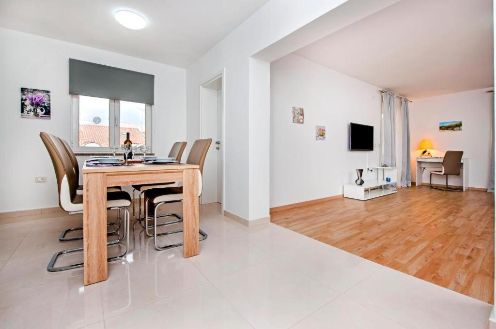 Aria Room And Apartmant Fuga Rovinj Ngoại thất bức ảnh